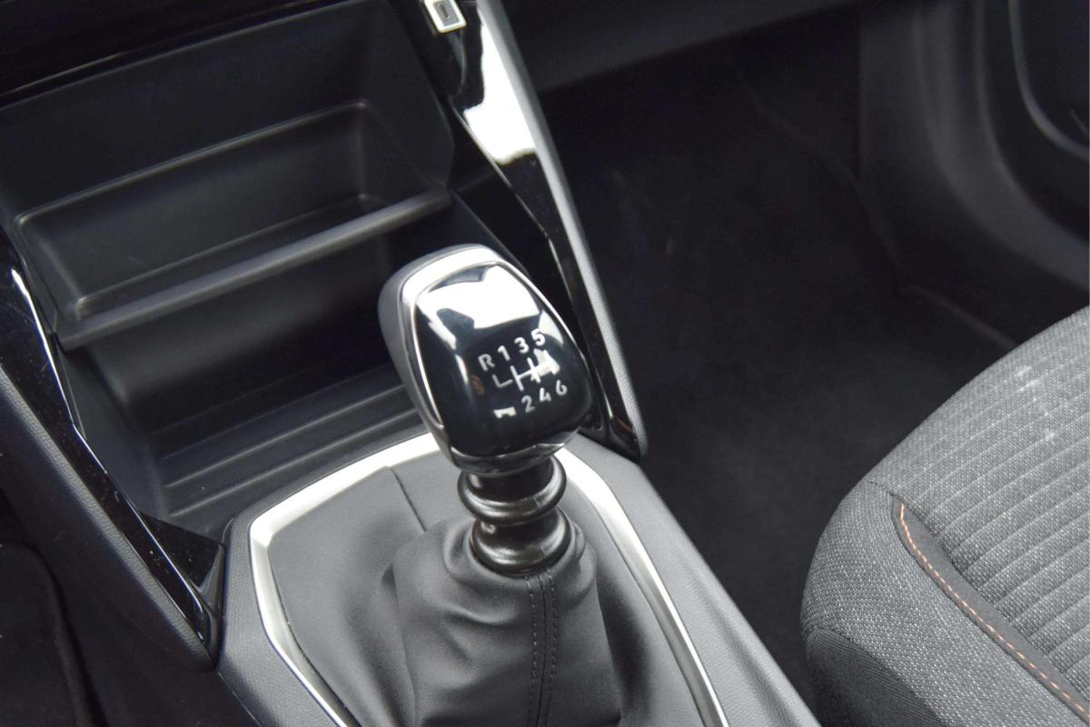 peugeot-2008-2025-gasolina-1199cc