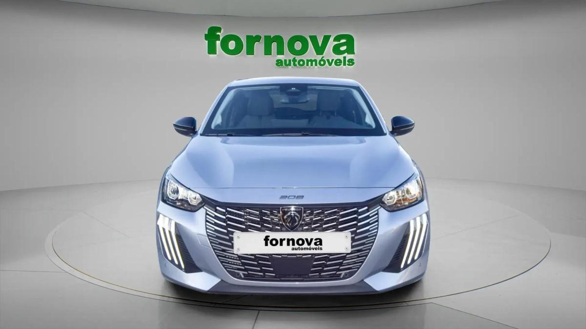 peugeot-208-2026-gasolina-1199cc