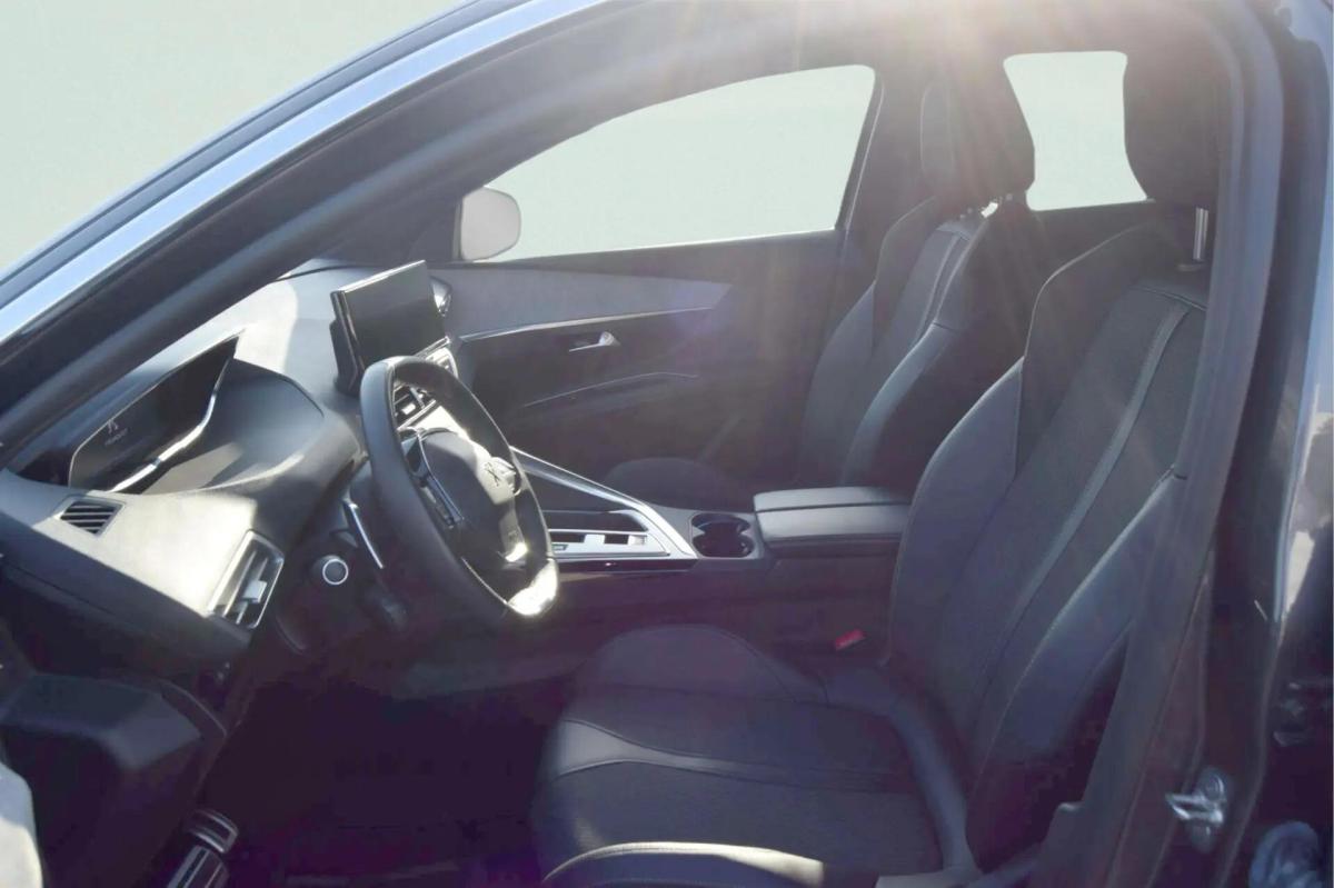 peugeot-3008-2023-hibrido-a-gasolina-1598cc
