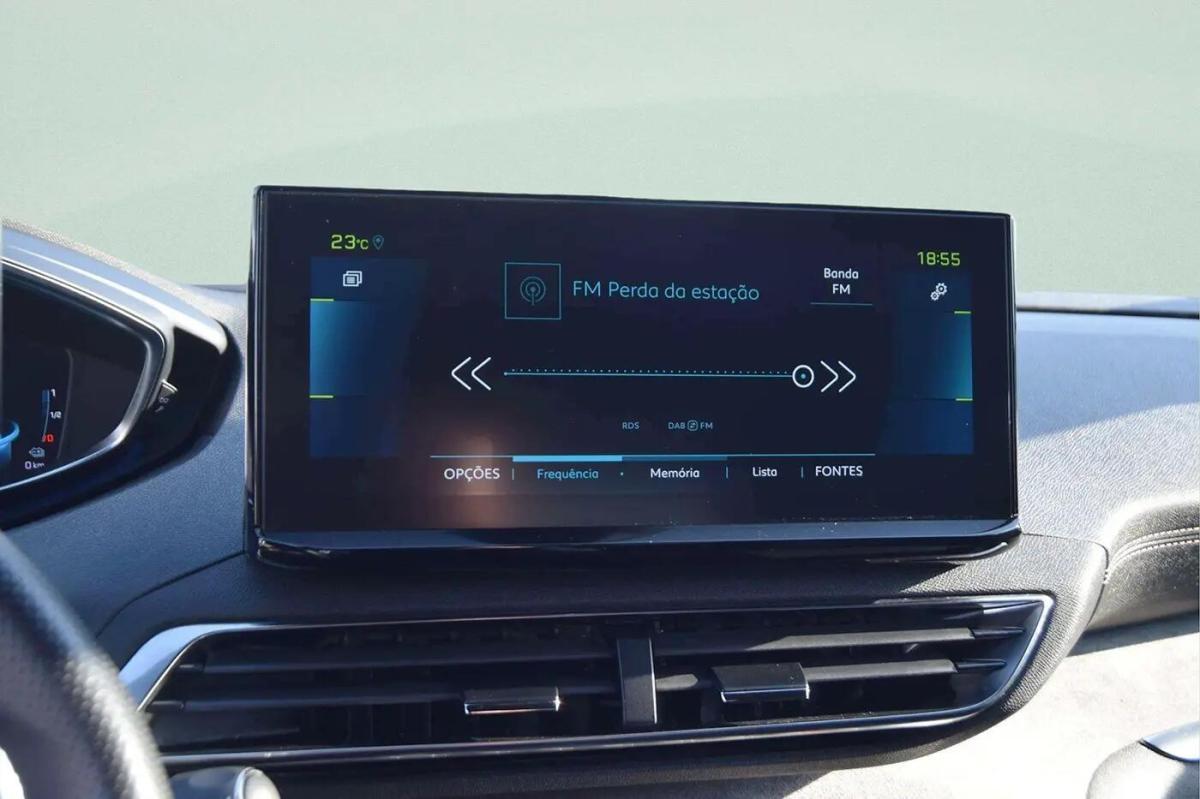 peugeot-3008-2023-hibrido-a-gasolina-1598cc