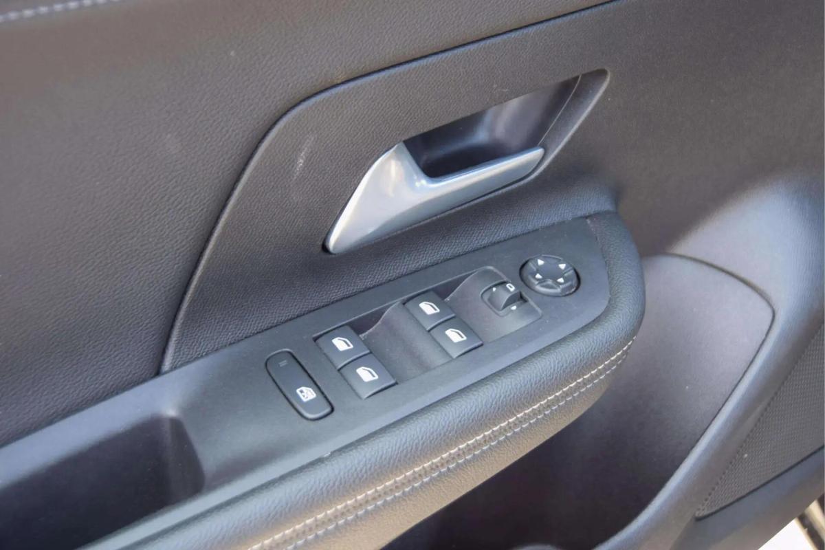 opel-mokka-2025-gasolina-1199cc