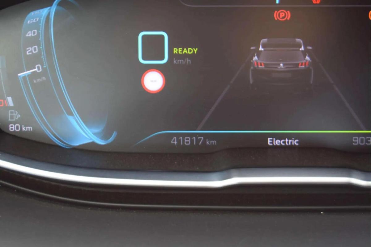 peugeot-3008-2023-hibrido-a-gasolina-1598cc