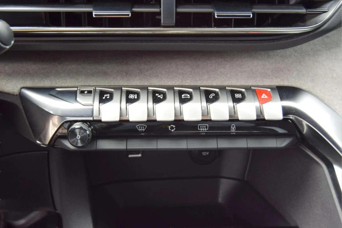 peugeot-3008-2023-hibrido-a-gasolina-1598cc