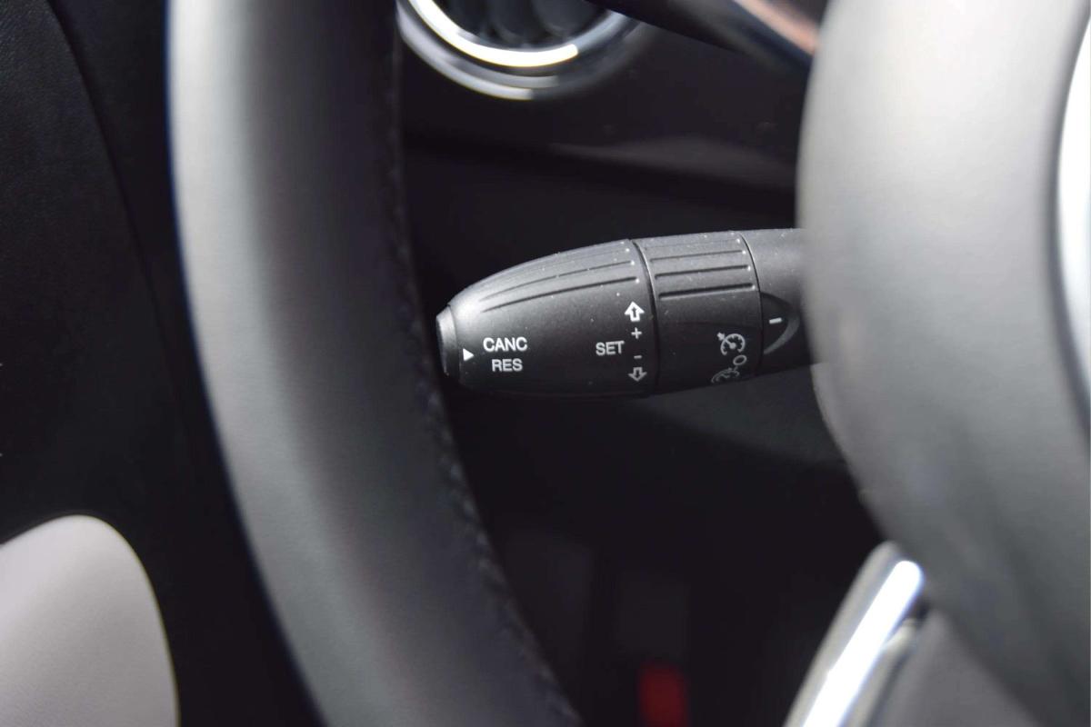 fiat-500c-2023-hibrido-a-gasolina-999cc