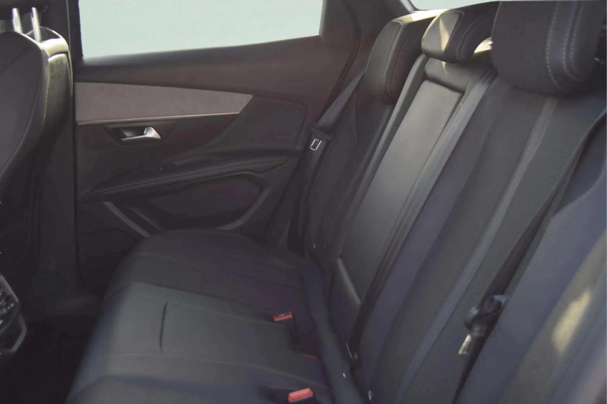 peugeot-3008-2023-hibrido-a-gasolina-1598cc