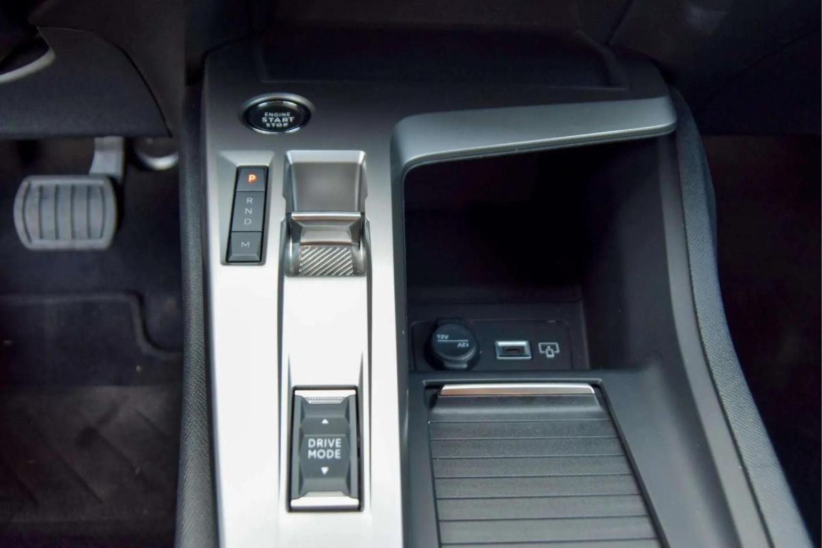 peugeot-408-2026-gasolina-1199cc