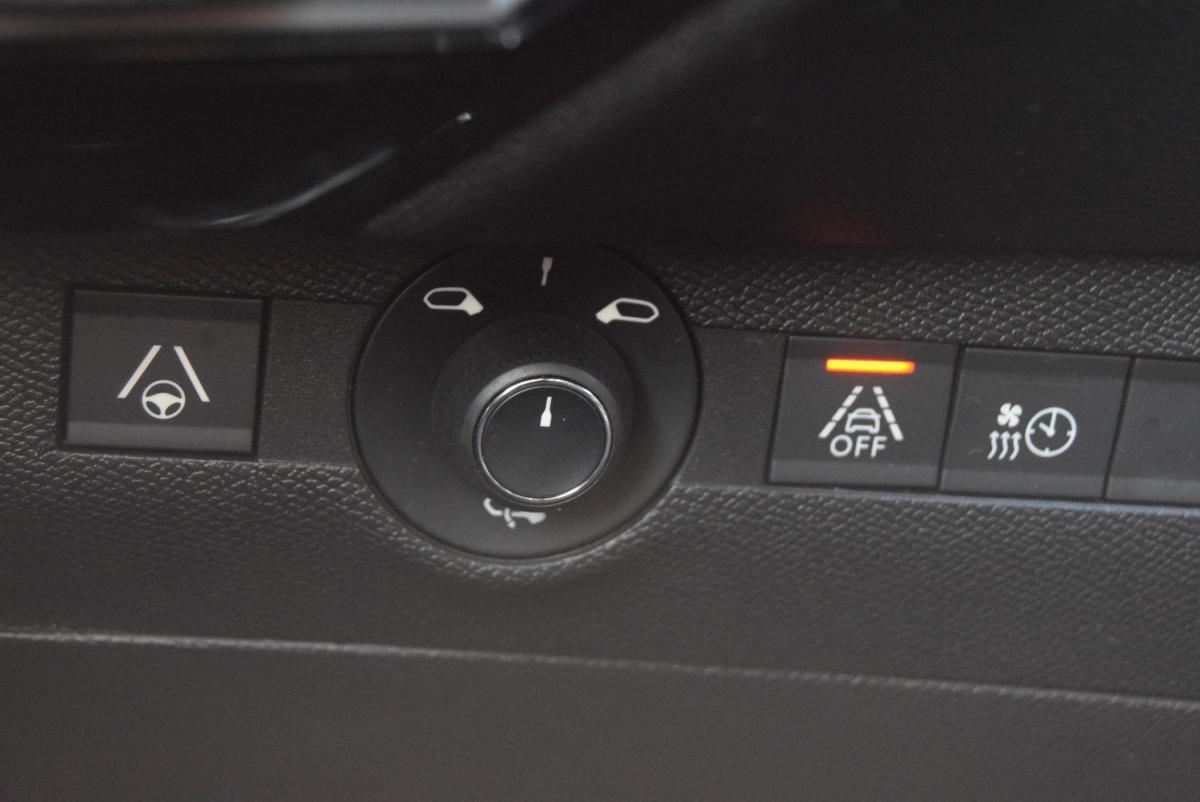 ds-ds-7-crossback-2022-hibrido-a-gasolina-1598cc