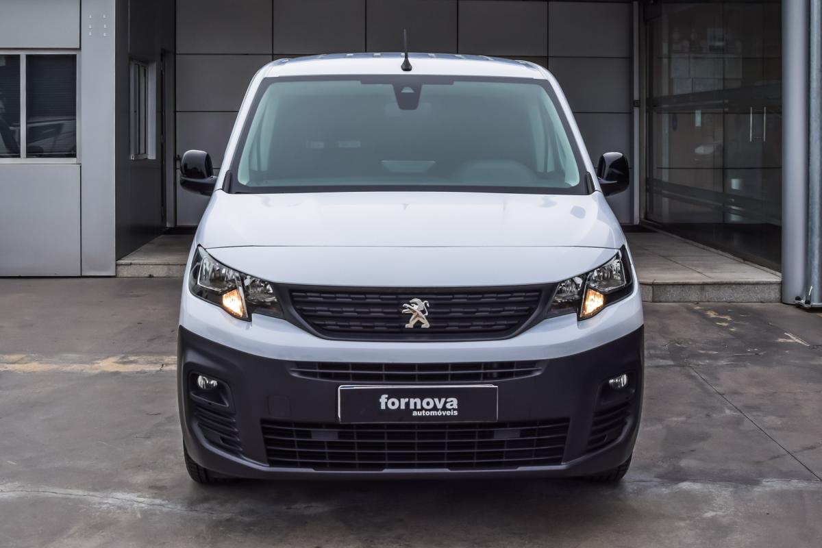 peugeot-partner-2023-diesel-1499cc