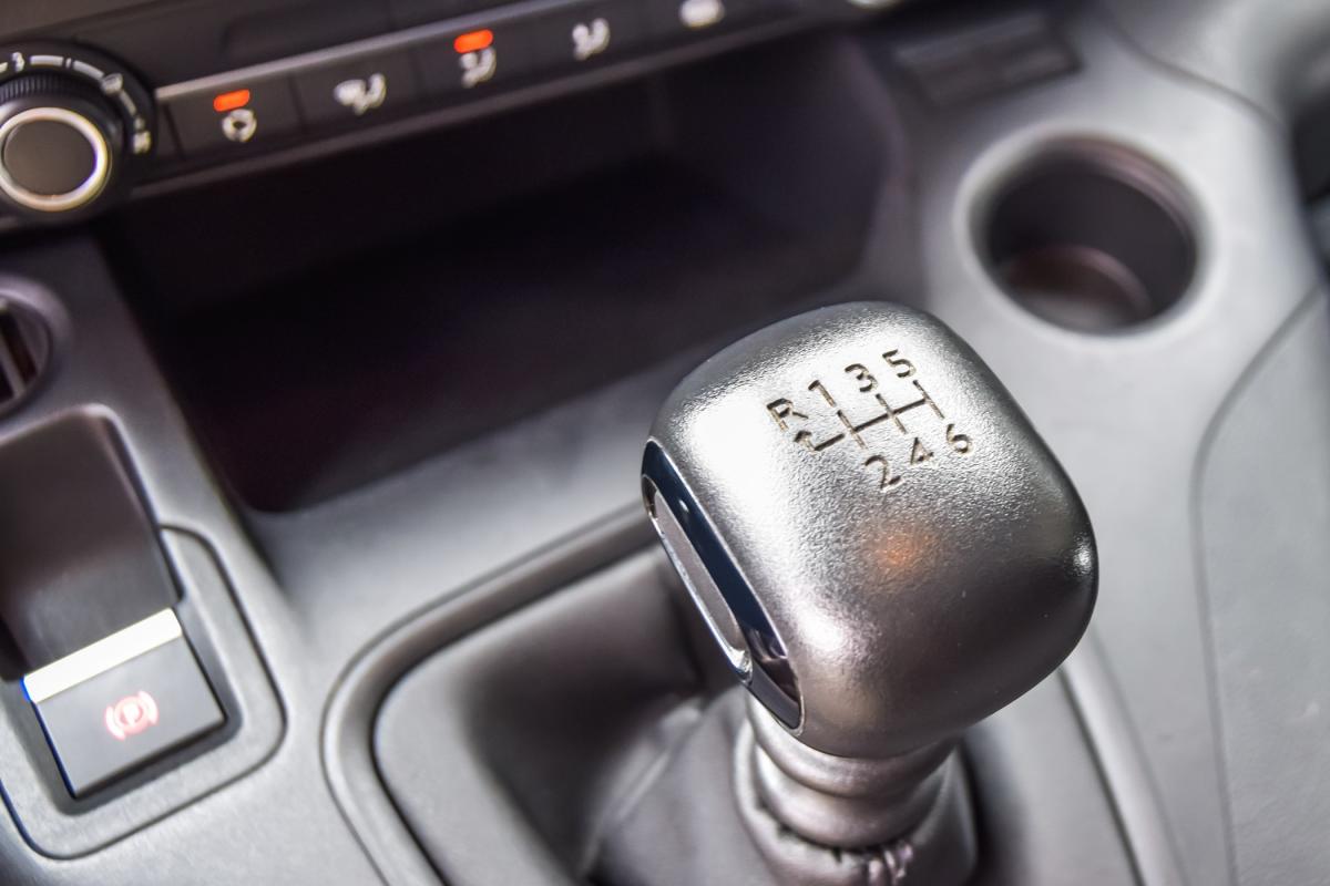 peugeot-partner-2023-diesel-1499cc