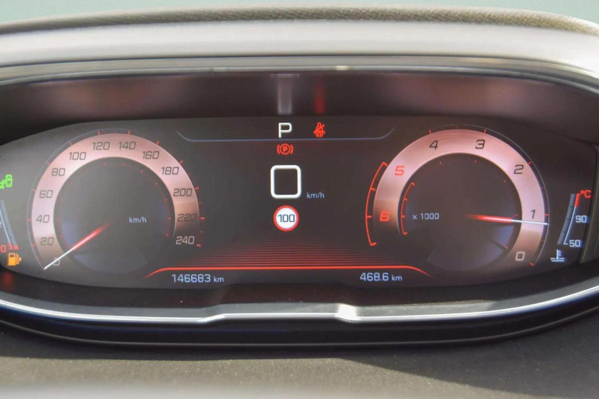 peugeot-3008-2019-diesel-1499cc