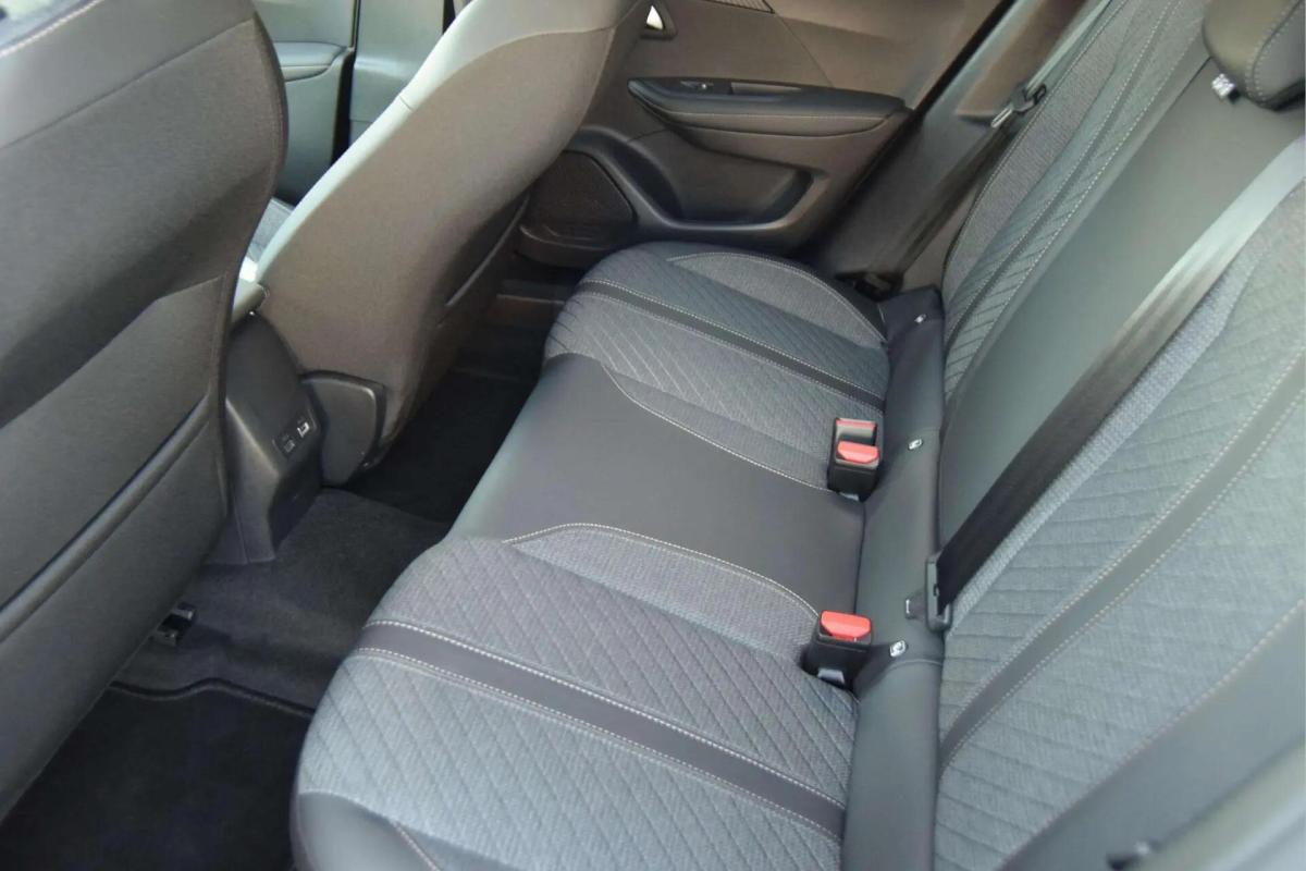 peugeot-2008-2025-gasolina-1199cc