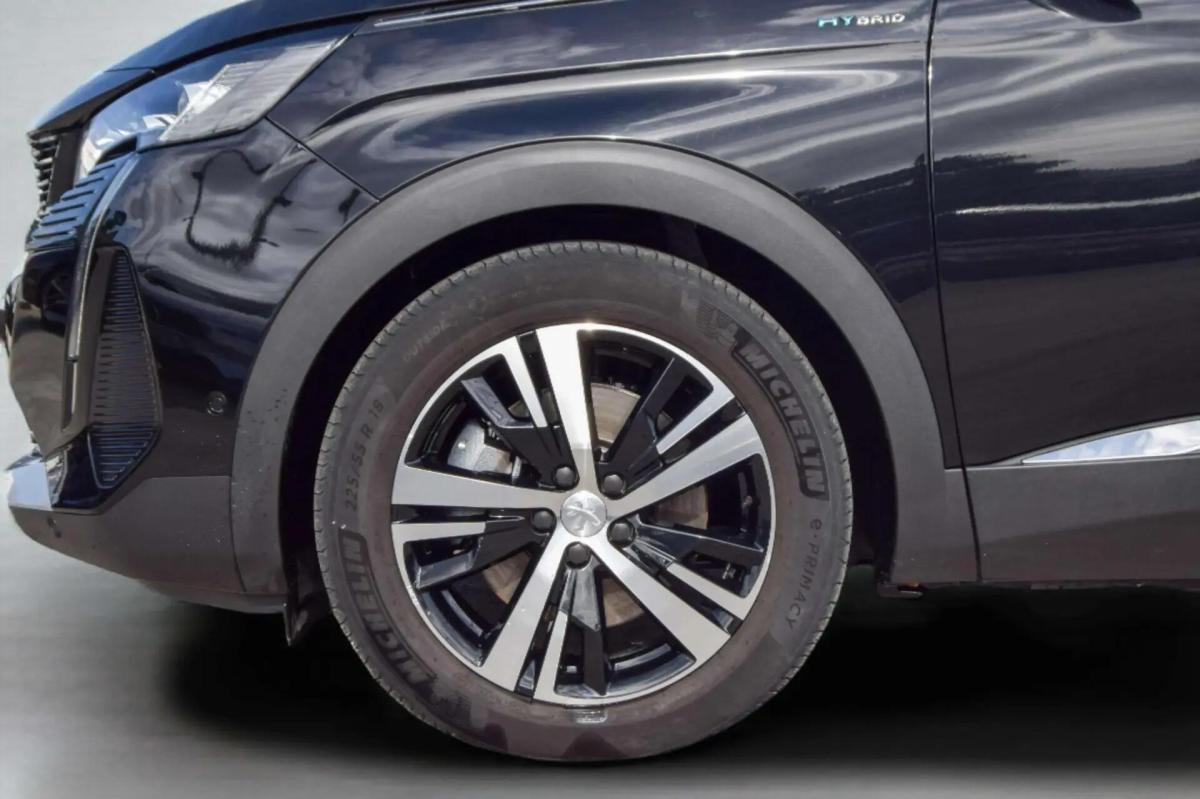 peugeot-3008-2023-hibrido-a-gasolina-1598cc