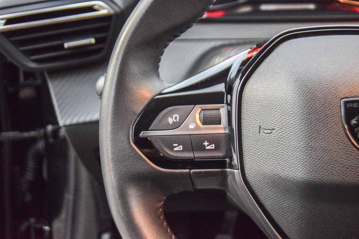 peugeot-208-2024-gasolina-1199cc