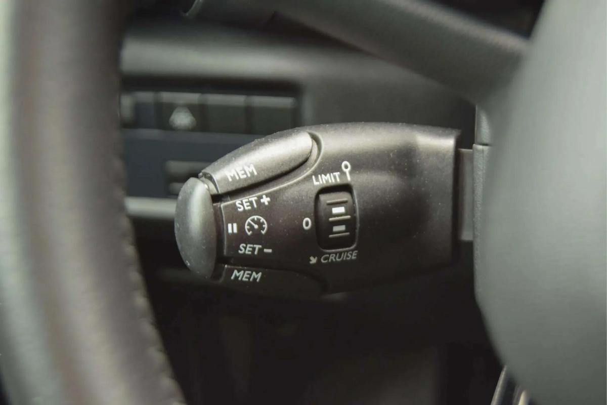citroen-c5-aircross-2023-gasolina-1199cc