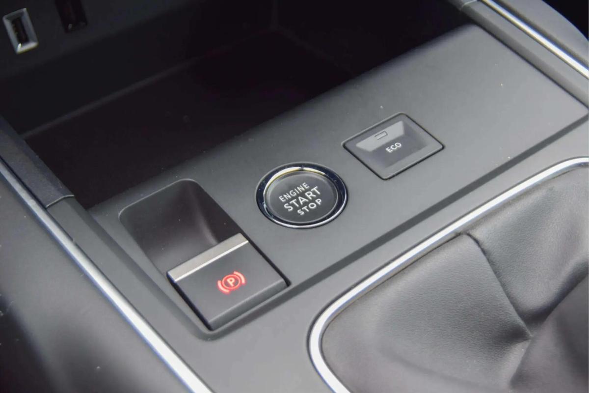 citroen-c5-aircross-2023-gasolina-1199cc