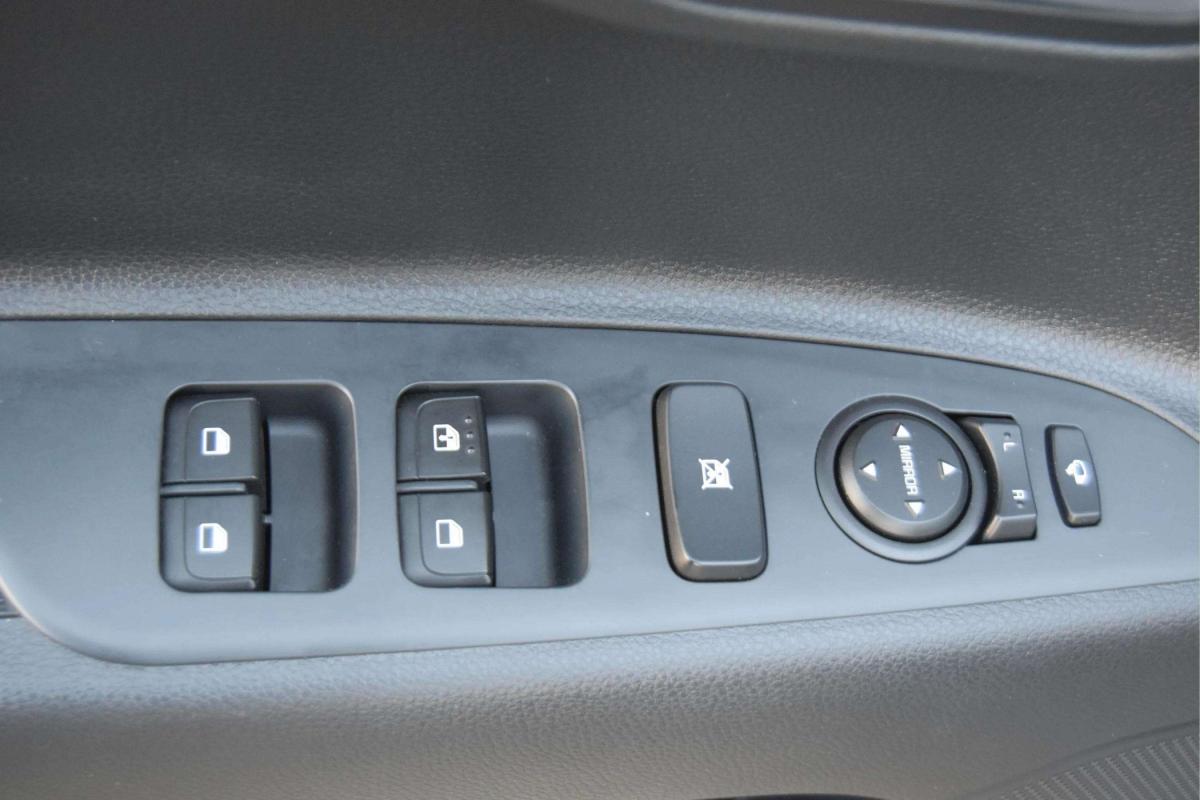 kia-stonic-2025-gasolina-998cc