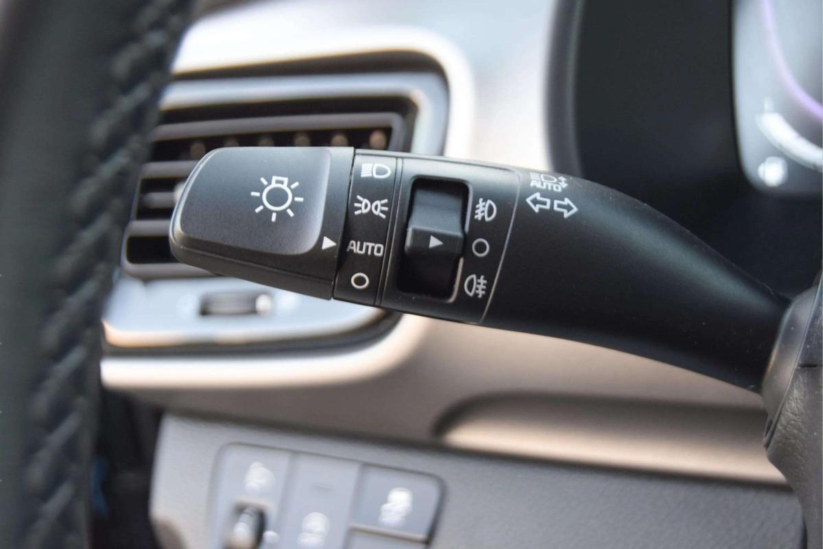kia-stonic-2025-gasolina-998cc