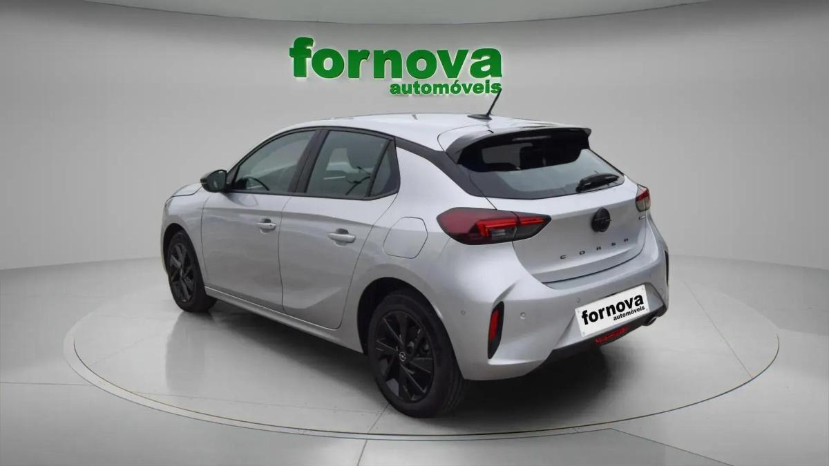 opel-corsa-2025-hibrido-a-gasolina-1199cc