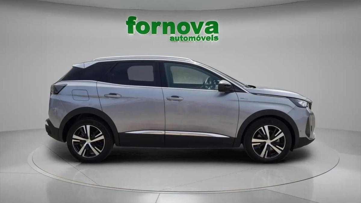 peugeot-3008-2023-hibrido-a-gasolina-1598cc