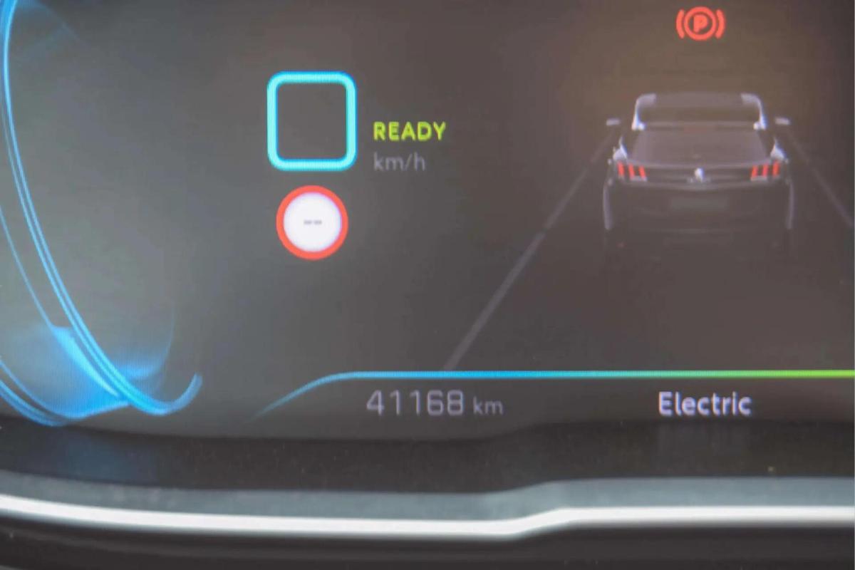 peugeot-3008-2023-hibrido-a-gasolina-1598cc