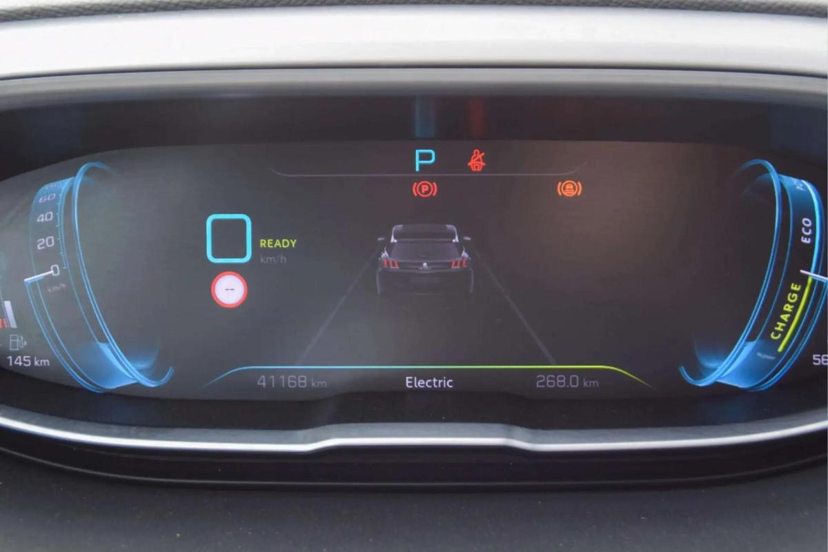 peugeot-3008-2023-hibrido-a-gasolina-1598cc