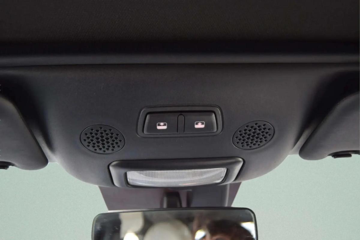 fiat-500c-2023-hibrido-a-gasolina-999cc