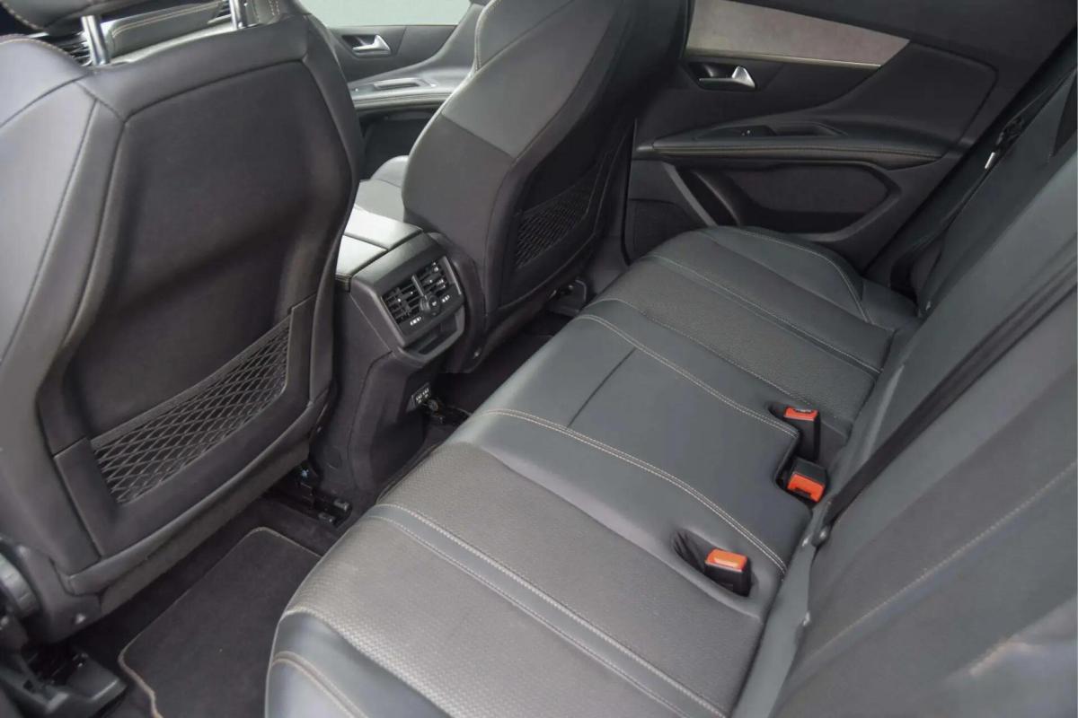 peugeot-3008-2023-hibrido-a-gasolina-1598cc
