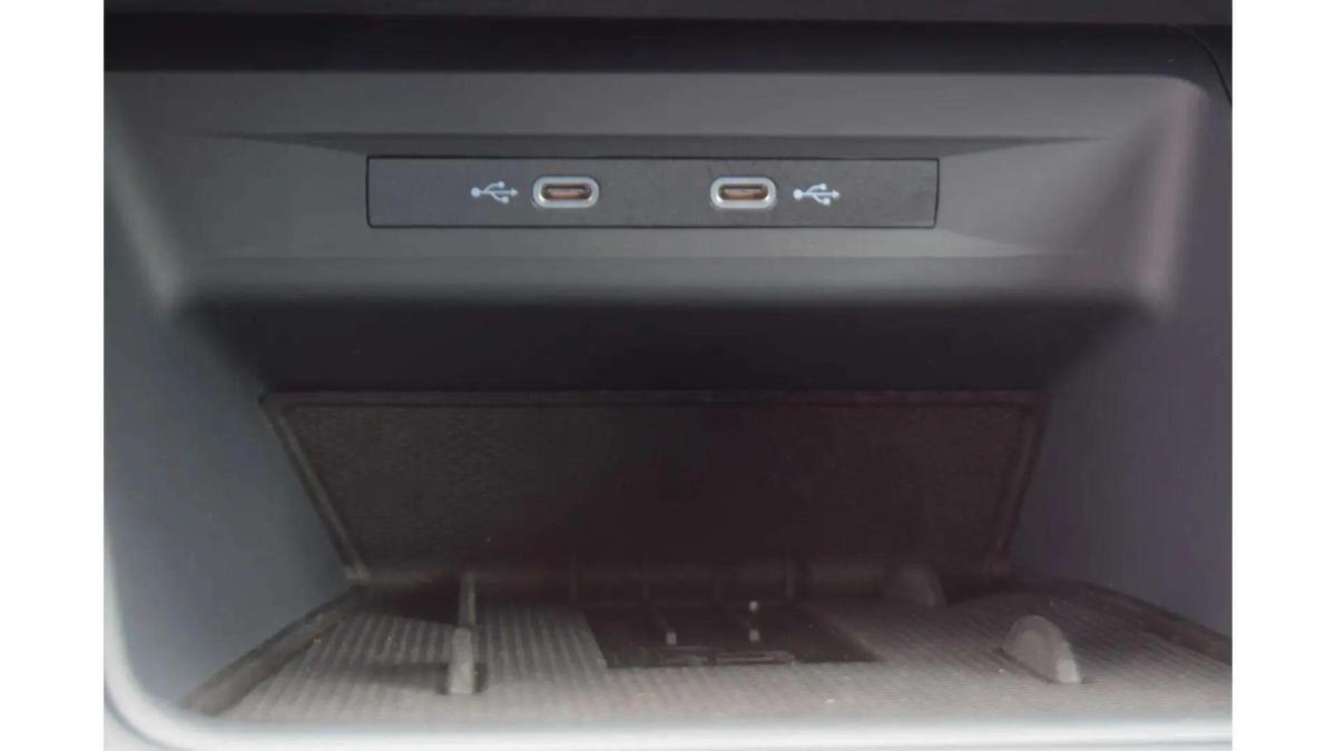 cupra-leon-sportstourer-2025-hibrido-a-gasolina-1498cc