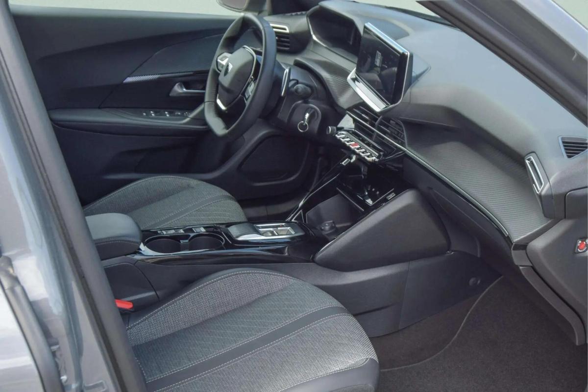 peugeot-2008-2025-gasolina-1199cc