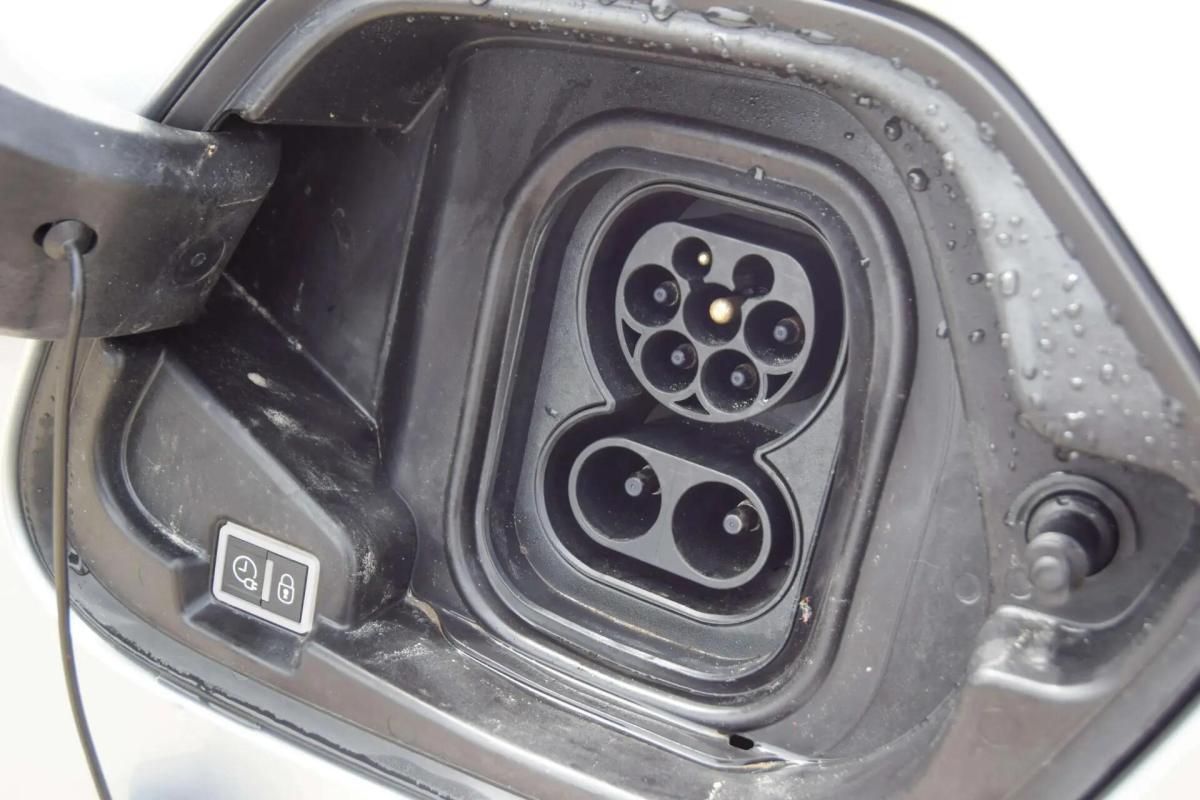 opel-corsa-e-2024-eletrico-0cc