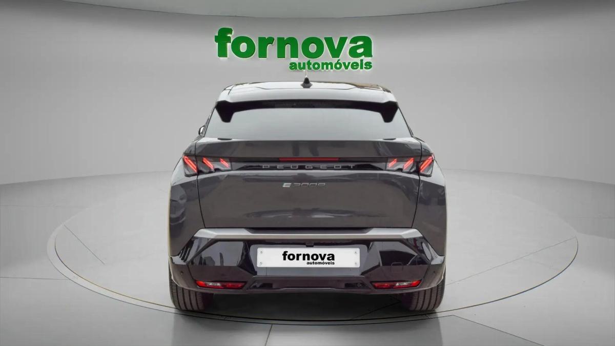 peugeot-e-3008-2025-eletrico-0cc