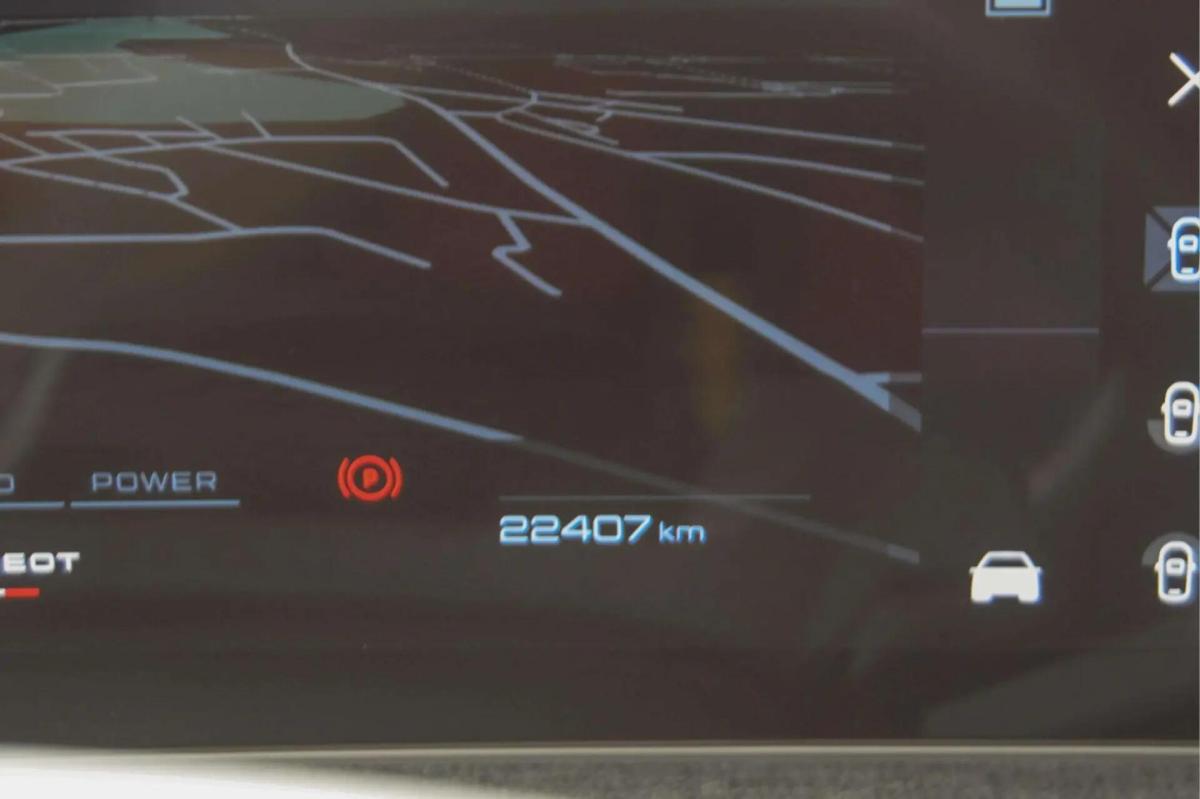 peugeot-e-3008-2025-eletrico-0cc