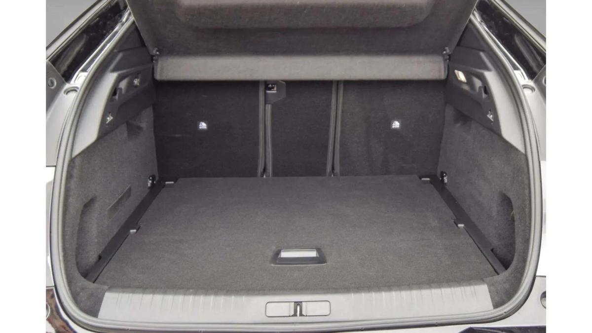 peugeot-e-3008-2025-eletrico-0cc