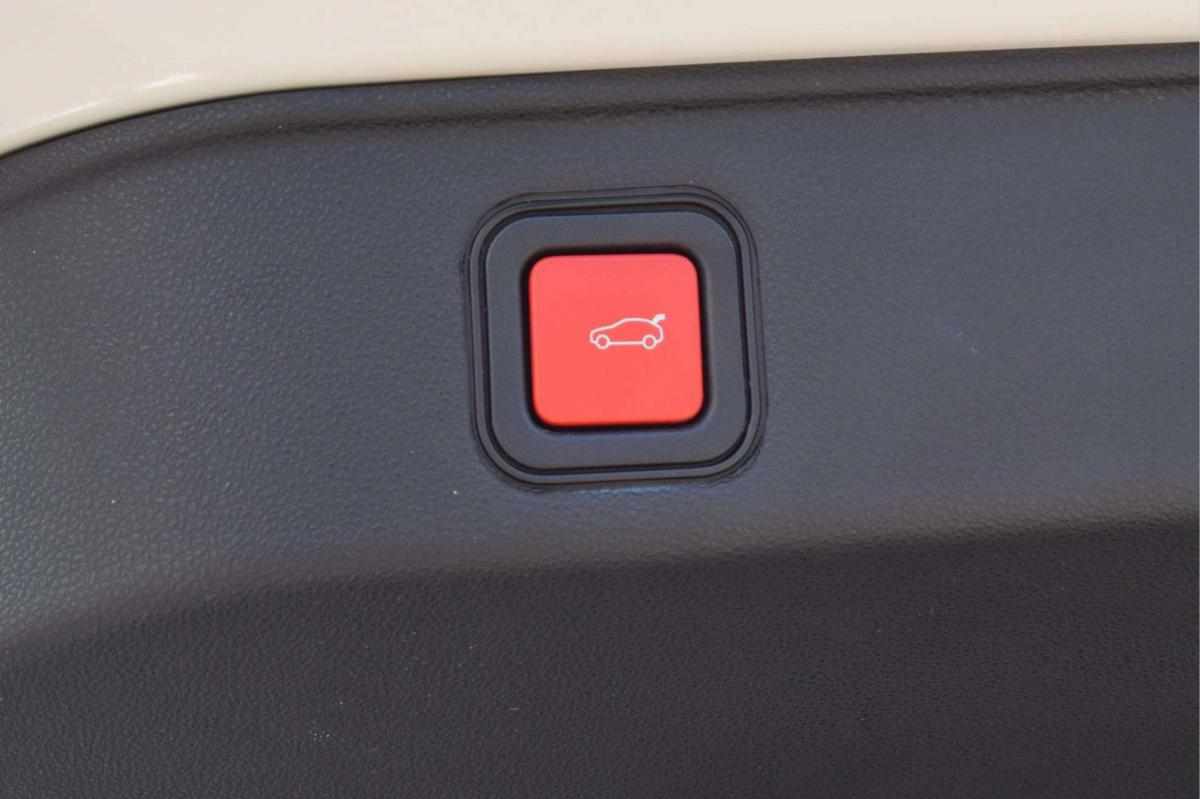alfa-romeo-junior-ibrida-1-2-q4-edct-2025-gasolina-1199cc