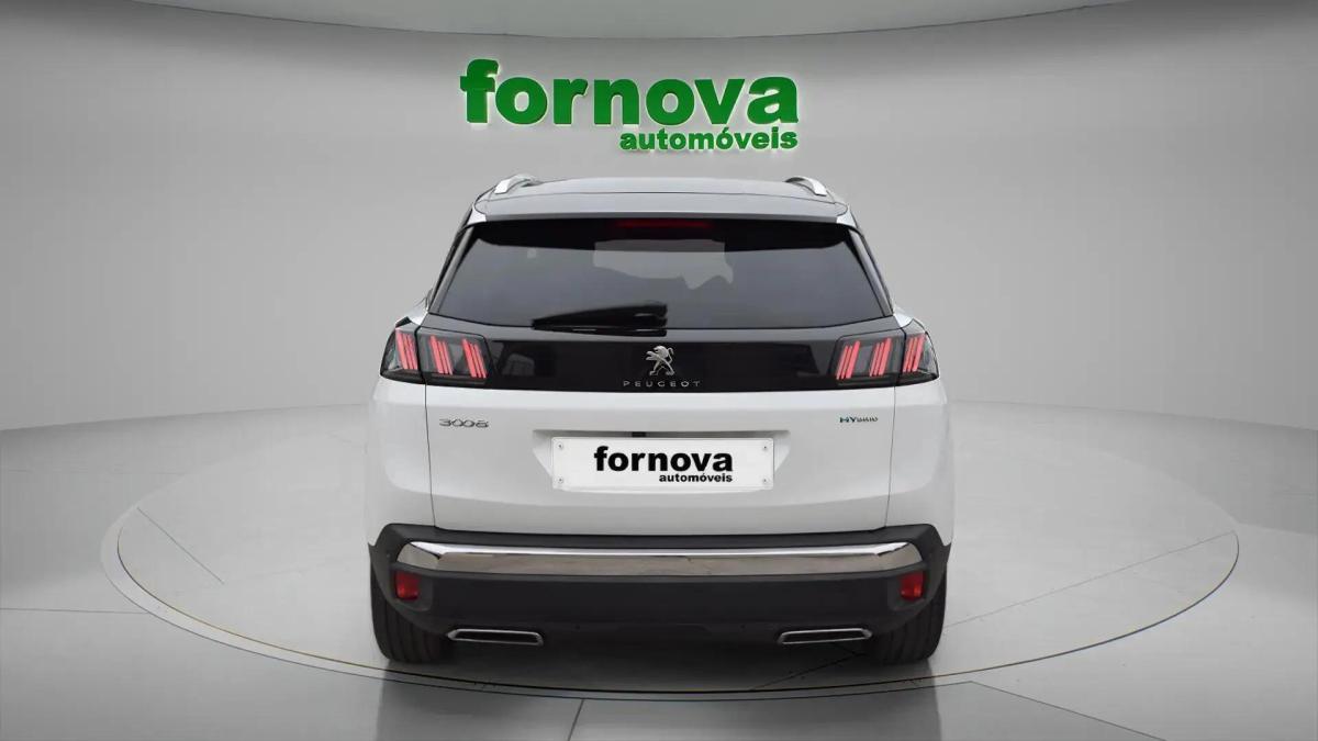 peugeot-3008-2023-hibrido-a-gasolina-1598cc