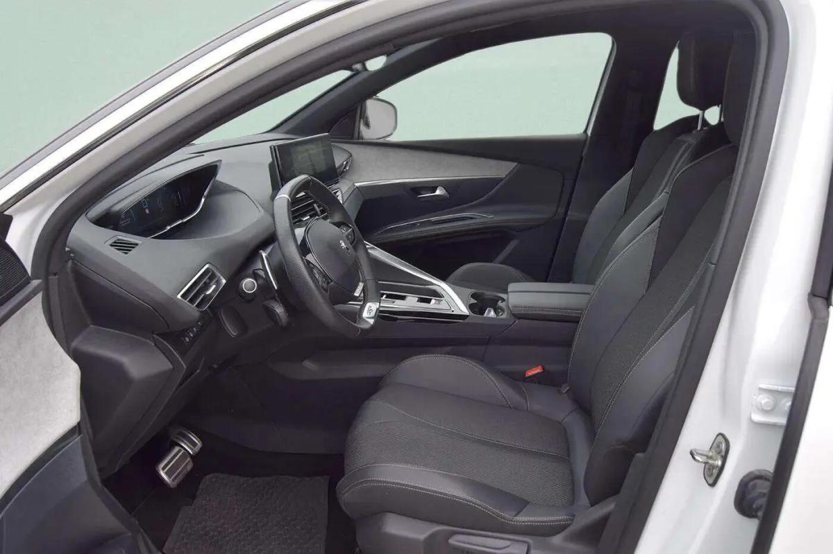 peugeot-3008-2023-hibrido-a-gasolina-1598cc