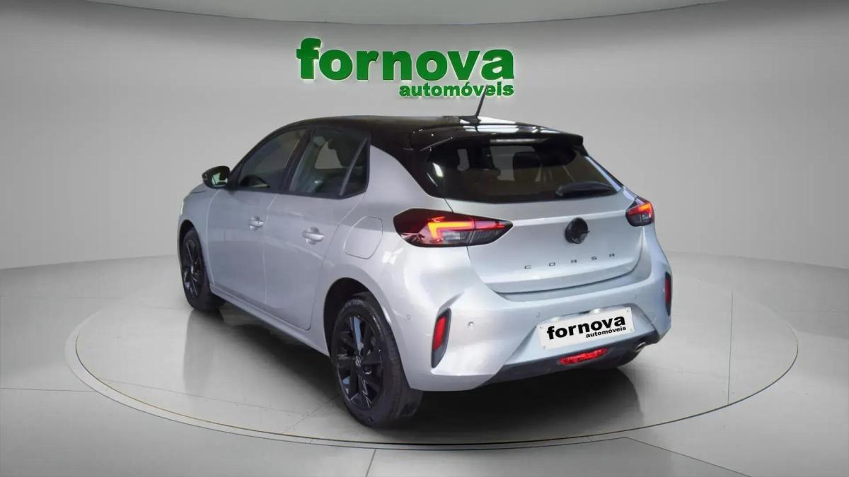 opel-corsa-2025-gasolina-1199cc