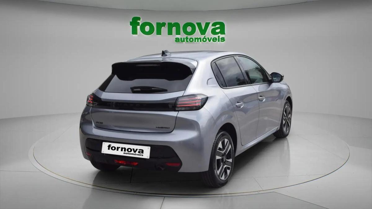 peugeot-208-2025-gasolina-1199cc