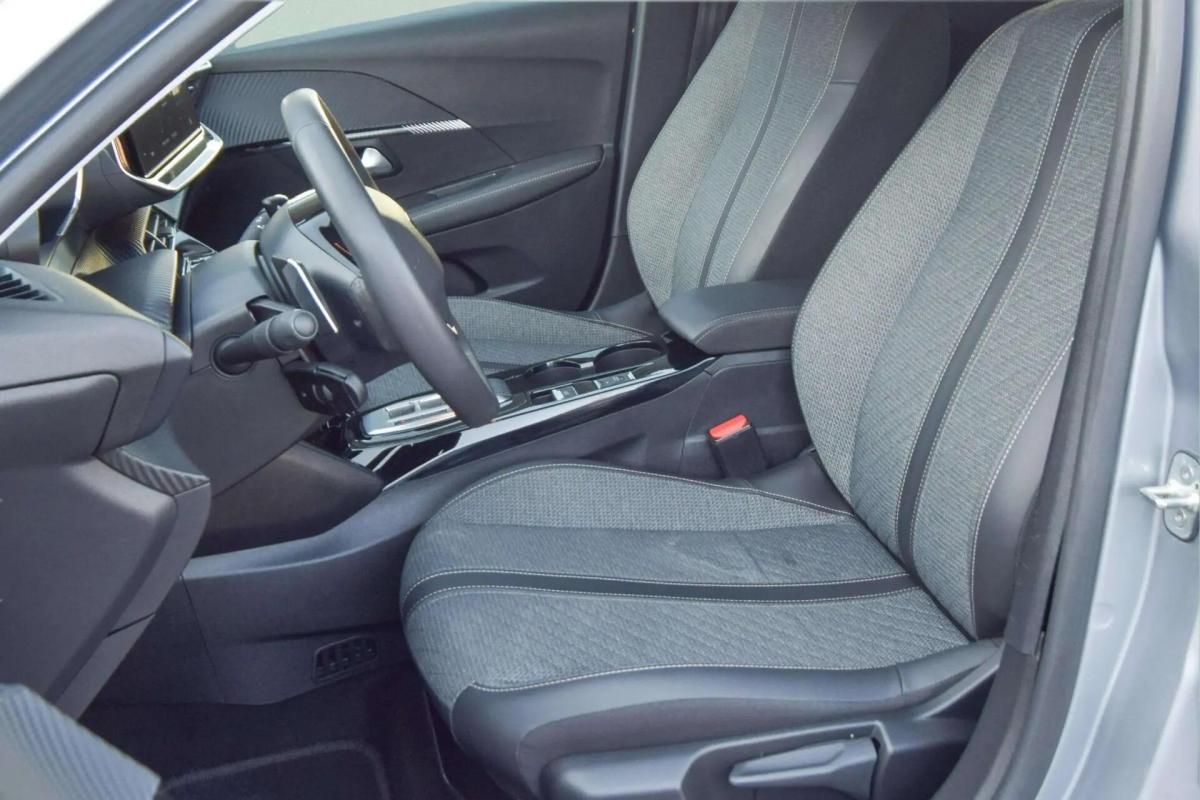 peugeot-208-2025-gasolina-1199cc