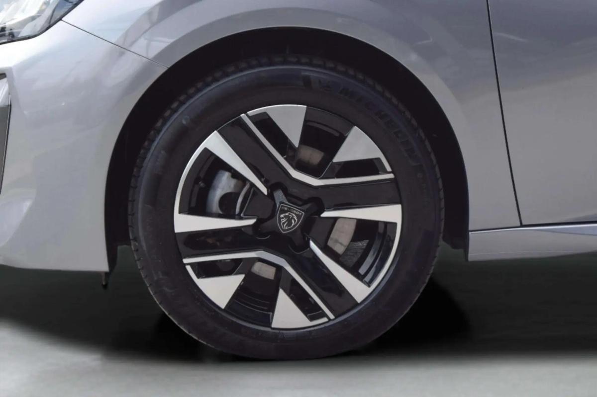peugeot-208-2025-gasolina-1199cc