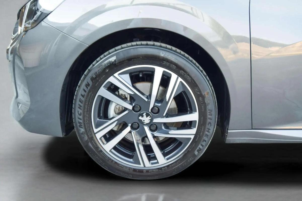 peugeot-208-2023-gasolina-1199cc