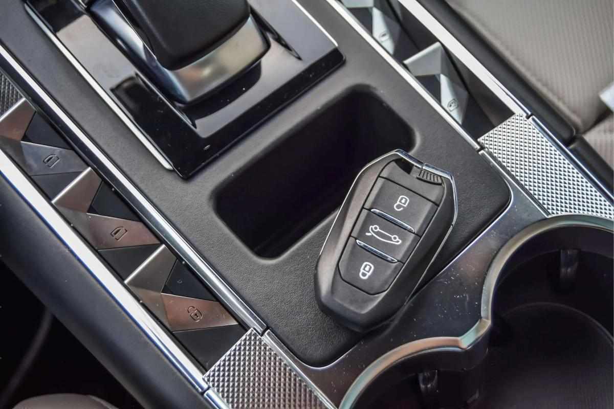ds-ds-7-crossback-e-tense-4x4-2022-gasolina-1598cc