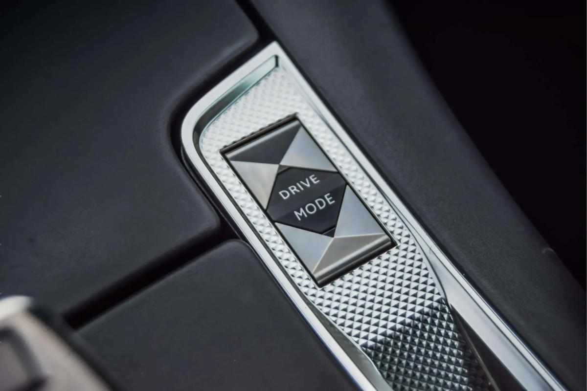 ds-ds-7-crossback-e-tense-4x4-2022-gasolina-1598cc