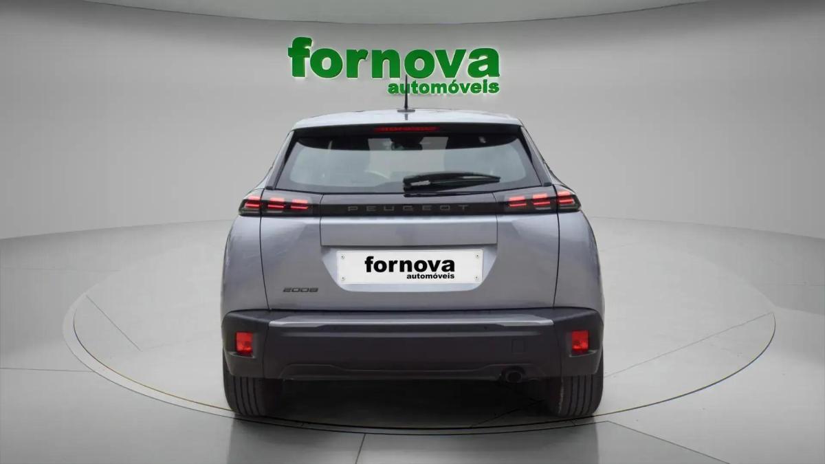 peugeot-2008-2025-gasolina-1199cc