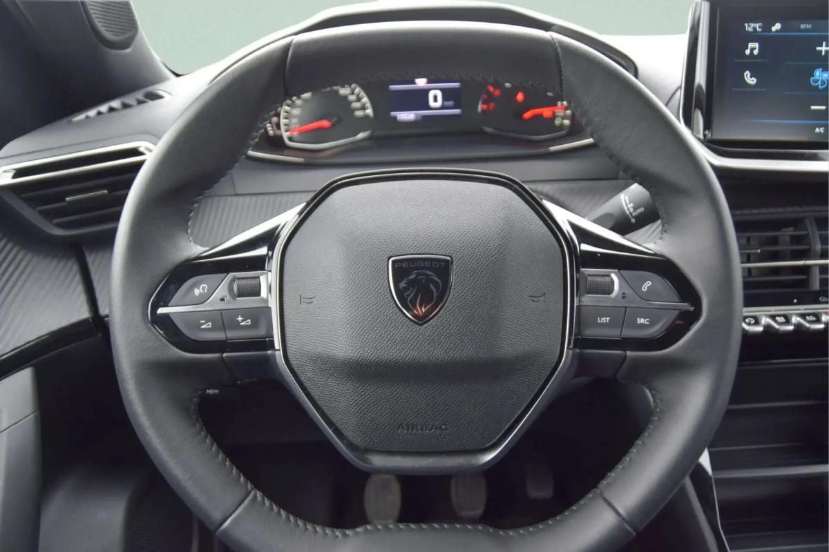 peugeot-2008-2025-gasolina-1199cc