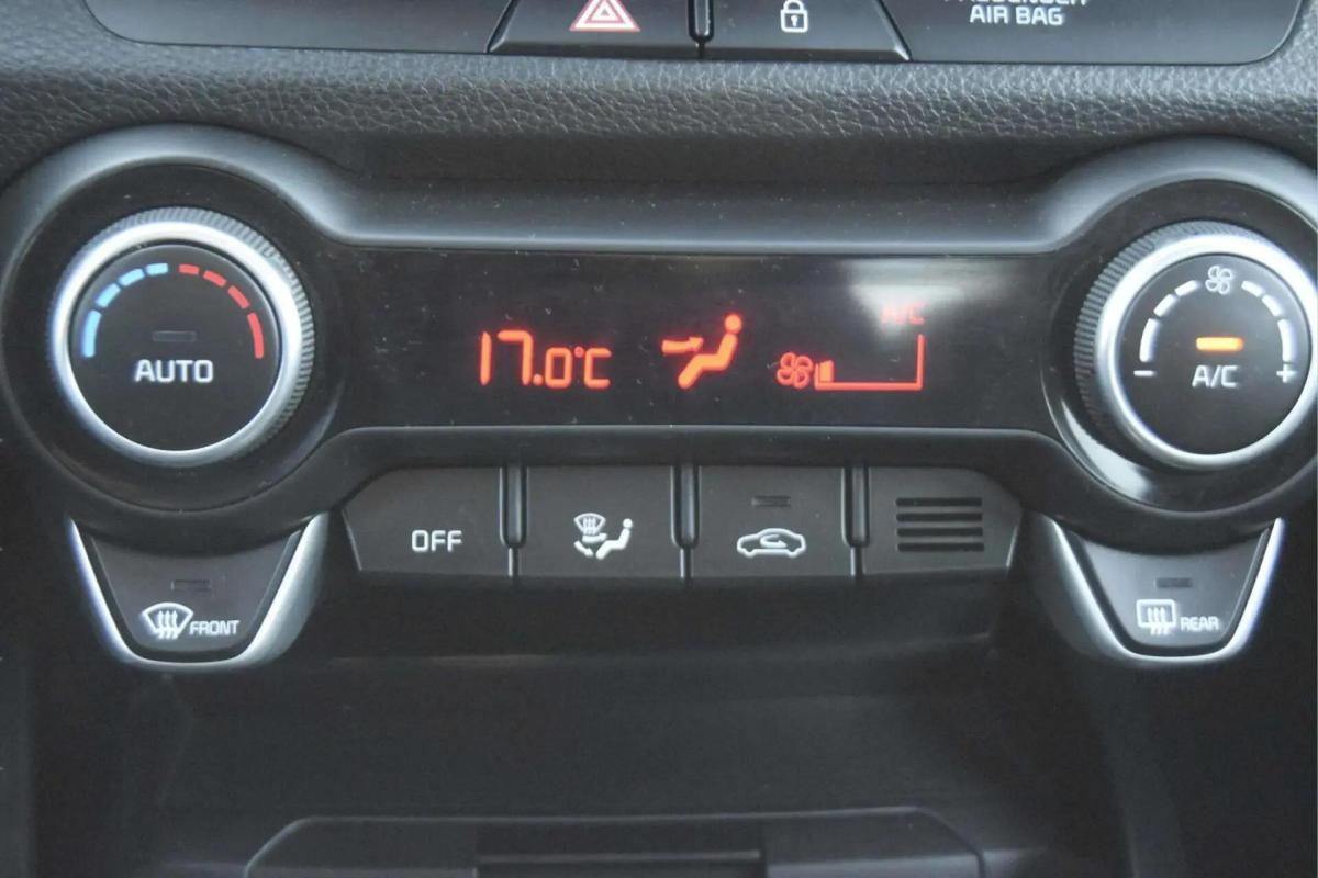 kia-stonic-2025-gasolina-998cc