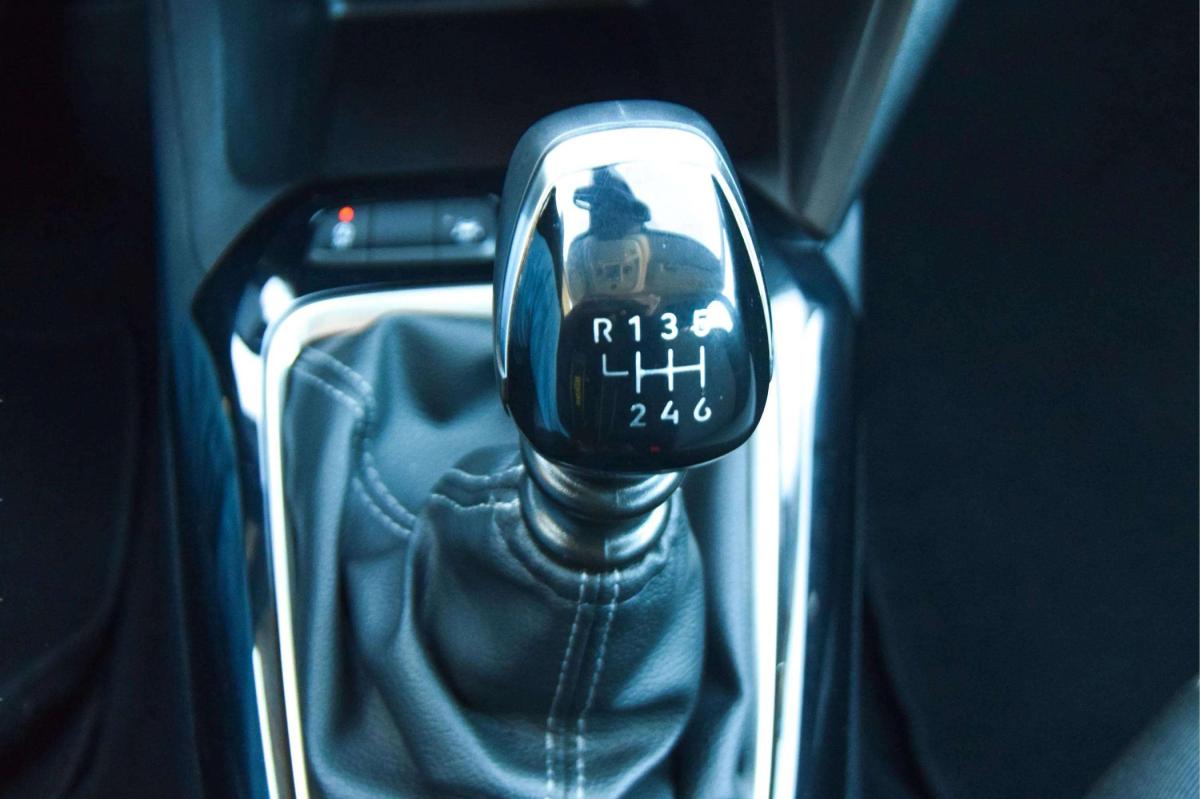 opel-corsa-2025-gasolina-1199cc
