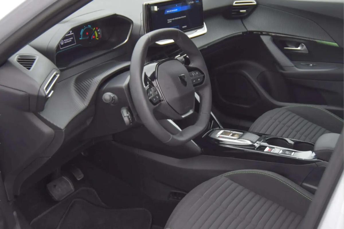 peugeot-e-2008-2024-eletrico-0cc