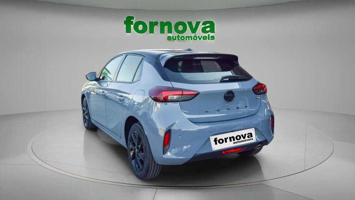 opel-corsa-2025-gasolina-1199cc