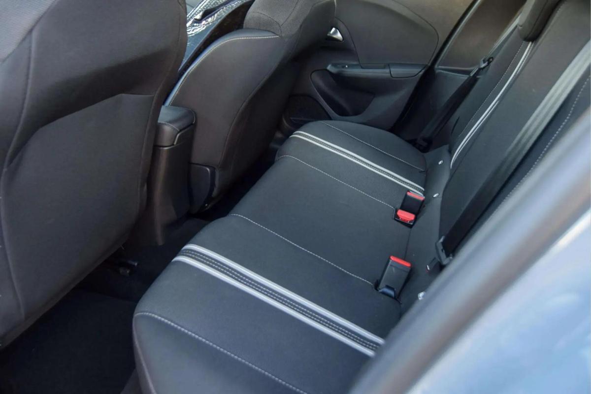 opel-corsa-2025-gasolina-1199cc